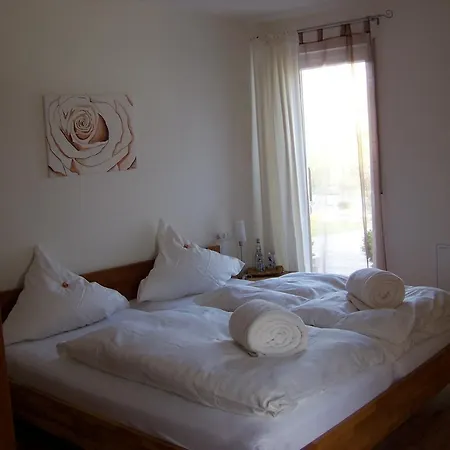 Ferienwohnung Rosengarten *